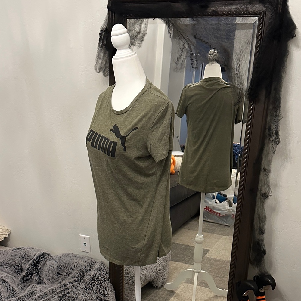 Puma Women's Short Sleeve Tee in Olive